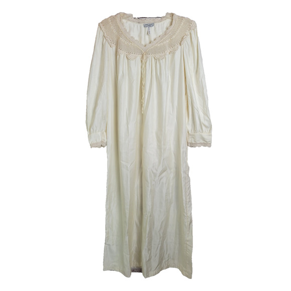 Neiman Marcus Other - Vtg Neiman Marcus Bert Yelin Ivory Long Sleeve Nightgown Women's Size Medium